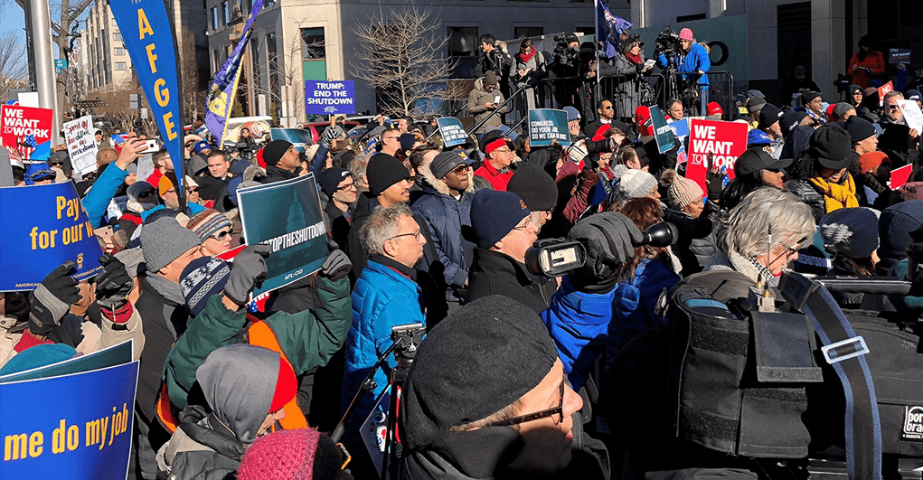 Feds, American Public Protest Government Shutdown in Rallies across Country
