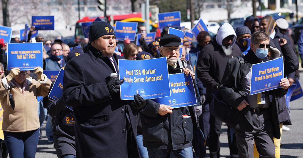 After AFGE Lobbying, Death Benefit Bill Now Covers Transportation Security Officers