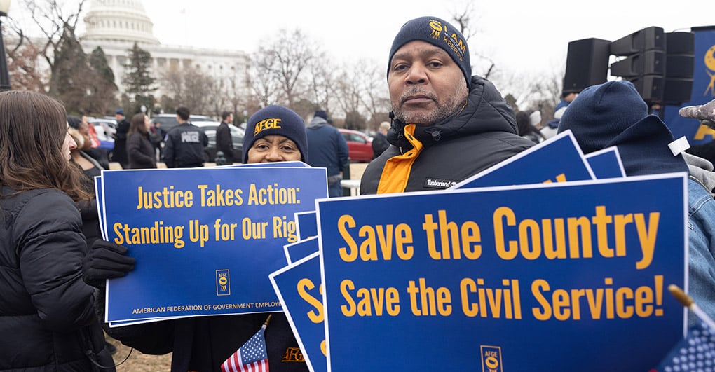 Judge Orders Bureau of Prisons to Reinstate Union Contract